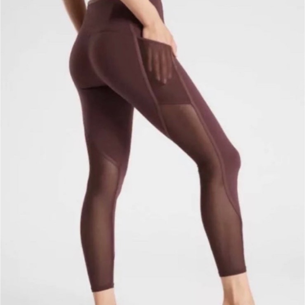 Athleta Vitality Stash Pocket 7/8 Maroon Legging
